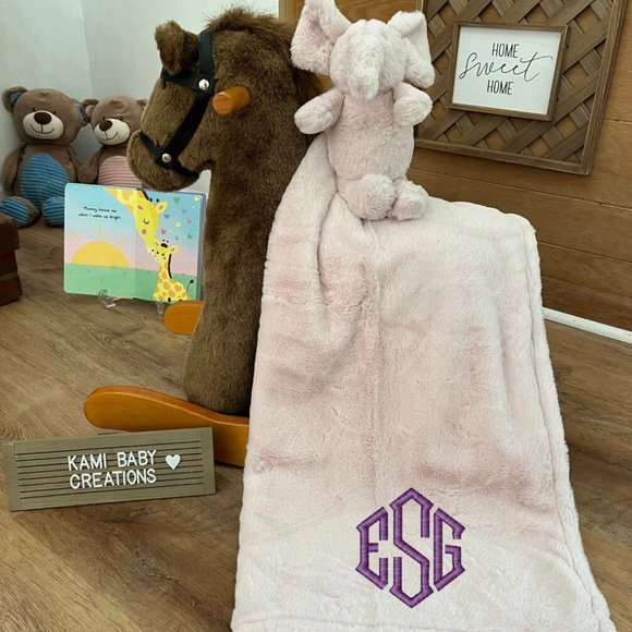 Embroidered Custom Baby Blanket gift set - Picture 2 of 10